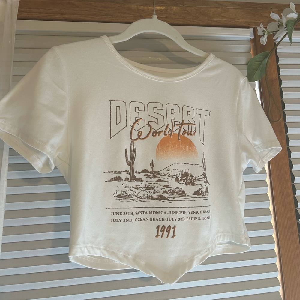 Super Soft Cropped T-Shirt - Size L